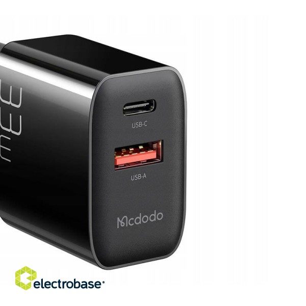 Wall charger Mcdodo CH-0922 USB + USB-C, 33W + USB-C cable (black) image 2