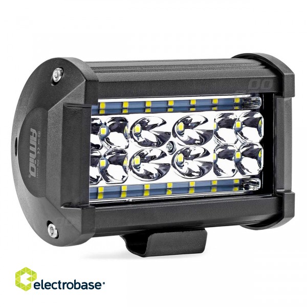 LED-valaistus // Light bulbs for CARS // Lampa robocza halogen led szperacz awl09 28 led amio-02423