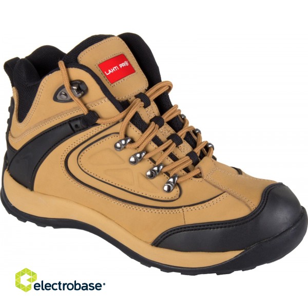 Shoes, clothes for Work | Personal protective equipment // Shoes, sandals and Wellington boots // L3010245 Trzewiki ochronne męskie, skóra Nubuk, SB SRA, 45, LahtiPro