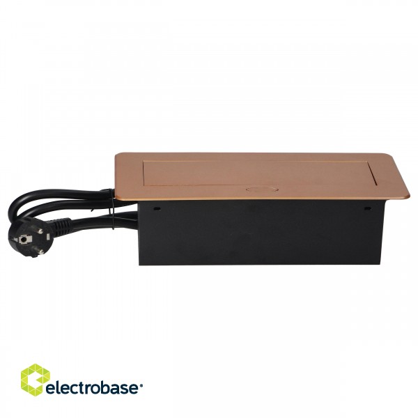 Elektromateriāli // Mēbeļu elektriskie slēdži un rozetes, USB rozetes // Gniazda meblowe w obudowie wpuszczanej w blat z płaskim frezowanym rantem i przewodem 1,5m, 3x2P+Z (Schuko), złote image 4