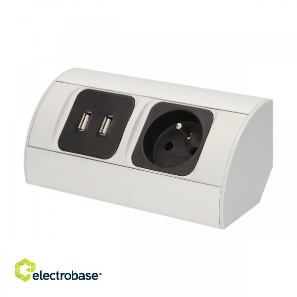 Elektromateriāli // Mēbeļu elektriskie slēdži un rozetes, USB rozetes // Gniazdo meblowe 1x2P+Z, 2xUSB image 1