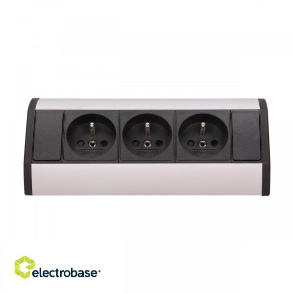 Elektromateriāli // Mēbeļu elektriskie slēdži un rozetes, USB rozetes // Gniazdo meblowe 3x2P+Z, czarno-srebrne image 4