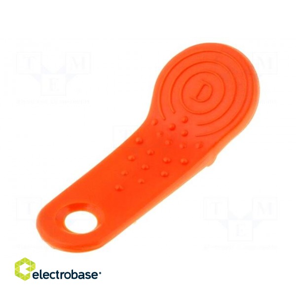 Pellet memory holder in a keychain | orange