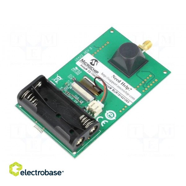 Dev.kit: Microchip PIC | 2xAAA battery slot | prototype board image 2