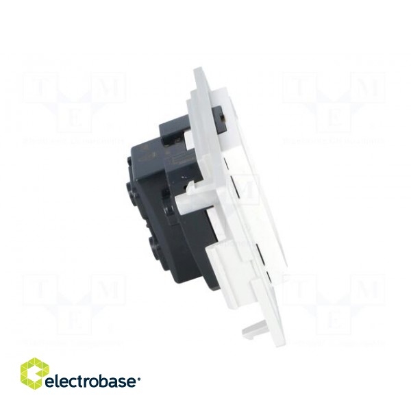 E-type socket | 250VAC | 16A | IP20 | on panel | Input: 4mm fork | 62mm paveikslėlis 9
