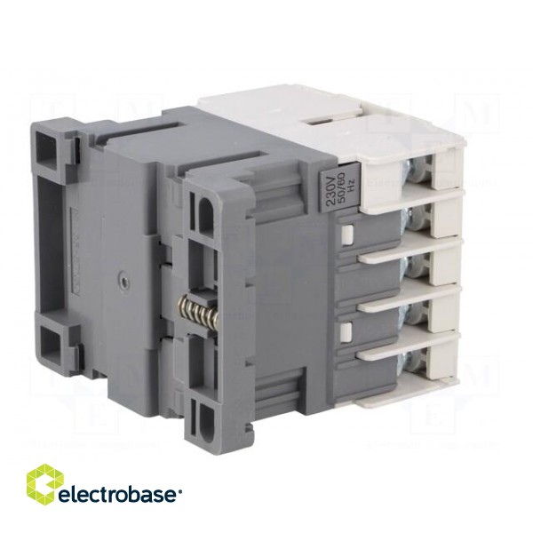 Contactor: 3-pole | NO x3 | Auxiliary contacts: NC | 230VAC | 12A | DIN image 6