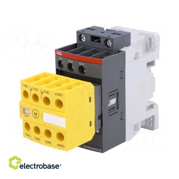 Contactor: 3-pole | NO x3 | Auxiliary contacts: NC x2,NO x2 | 18A image 1