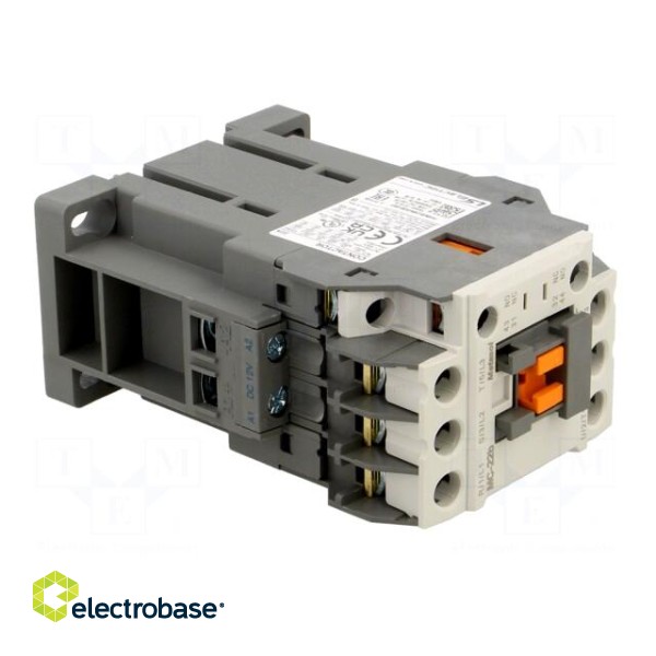 Contactor: 3-pole | NO x3 | Auxiliary contacts: NO + NC | 12VDC | 22A image 8