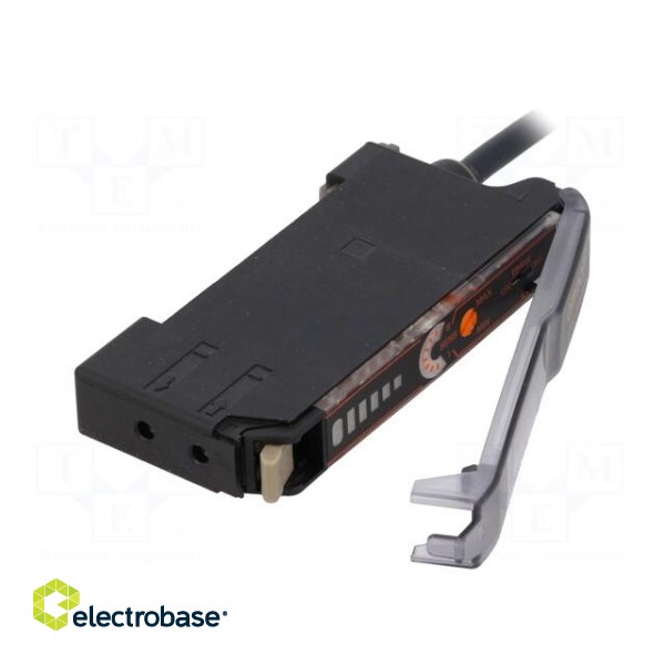 Sensor: optical fibre amplifier | PNP | IP50 | Connection: lead 2m