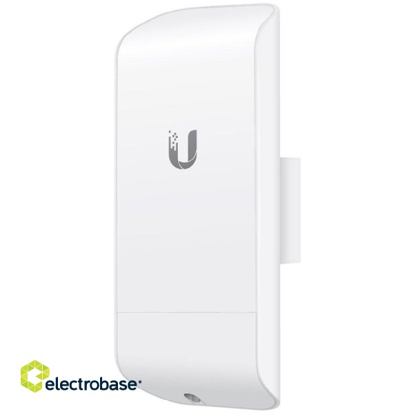 UBIQUITI airMAX NanoStation M2 loco; 2.4 GHz frequency band; Plug-and-play integration with airMAX antennas; 150+ Mbps, range 5+ km, 8.5 dBi.