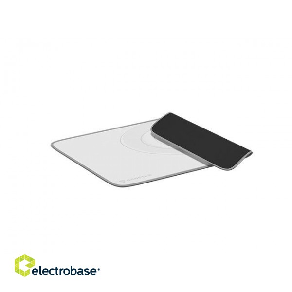 Genesis | Mouse Pad | Carbon 400 M Logo | 250 x 350 x 3 mm | Gray/White фото 3