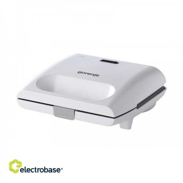 Gorenje | SM701GCW | Sandwich Maker | 700 W | Number of plates 1 | Number of pastry 1 | White image 1