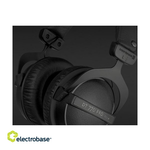 Beyerdynamic | Reference headphones | DT 770 PRO | Wired | On-Ear | Black image 3