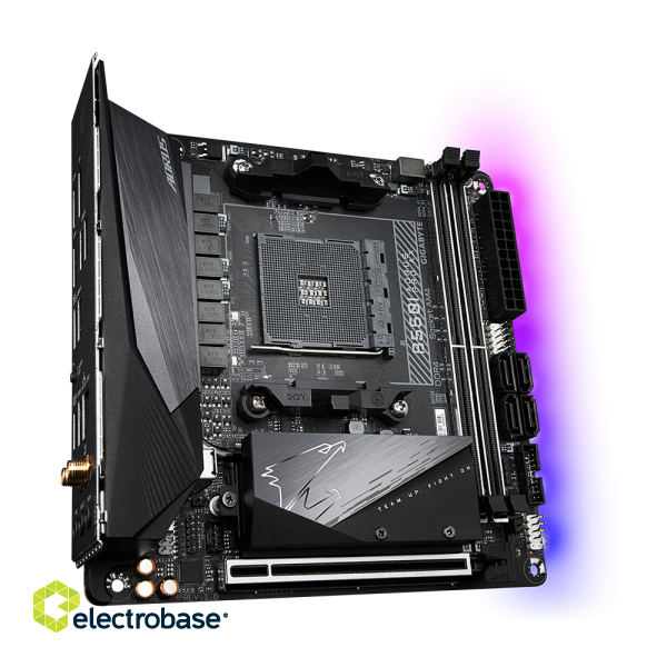 Gigabyte | B550I AORUS PRO AX 1.0 | Processor family AMD | Processor socket AM4 | DDR4 DIMM | Memory slots 2 | Chipset AMD B | Mini ITX image 5