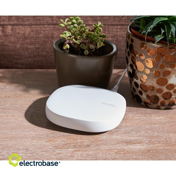 Aeotec Smart Home Hub - Works as a SmartThings Hub image 4