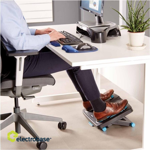 Fellowes Ergonomics energizing footrest for feet image 6