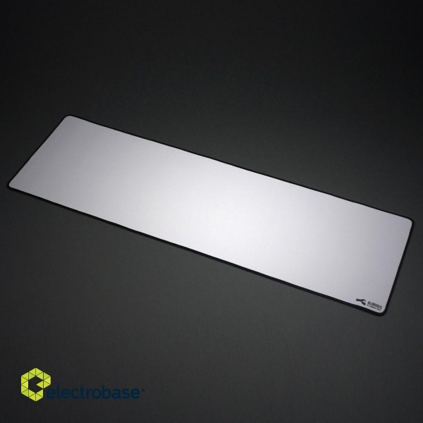 Glorious Mouse Pad - Extended, white