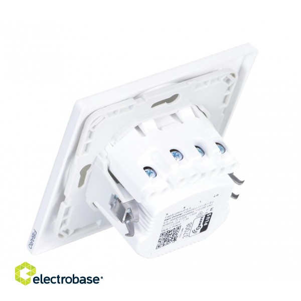 Fibaro Walli socket-outlet Type E White image 3
