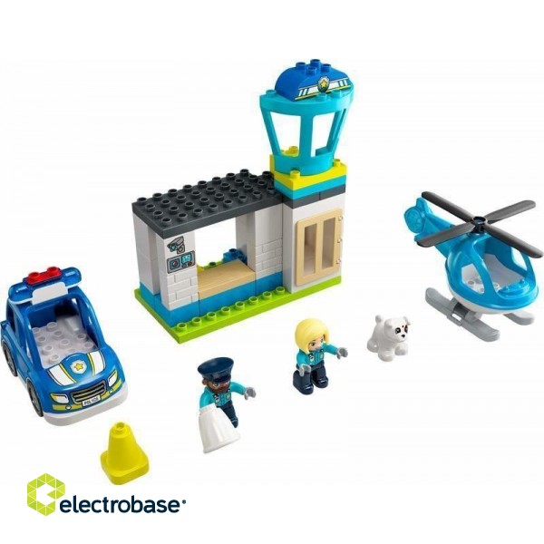 LEGO DUPLO 10959 POLICE STATION AND HELICOPTER image 3