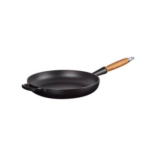 Le Creuset Cast iron pan with wooden handle Ø28cm