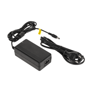 Akumuliatoriai ir baterijos // Maitinimo blokai - adapteriai, USB-C, USB-A, „Lightning“ kabeliai // Zasilacz impulsowy 12V 5A  2,5/5,5