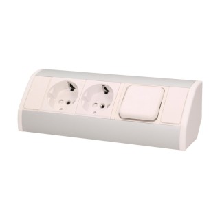 Elektromateriāli // Mēbeļu elektriskie slēdži un rozetes, USB rozetes // Gniazdo meblowe 2x2P+Z z wyłącznikiem, schuko, biało-srebrne