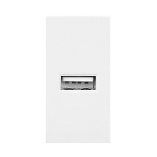 Elektromateriāli // Mēbeļu elektriskie slēdži un rozetes, USB rozetes // NOEN USB, port modułowy 22,5x45mm z ładowarką USB, 2,1A 5V DC, biały