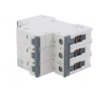 Circuit breaker | 230/400VAC | Inom: 32A | Poles: 3 | Charact: D | 10kA