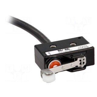 Microswitch SNAP ACTION | with lever (with roller) | SPDT | Pos: 2
