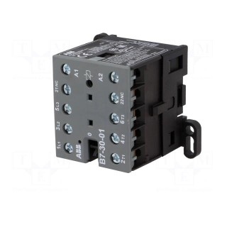 Contactor: 3-pole | NO x3 | Auxiliary contacts: NC | 220÷240VAC | 7A