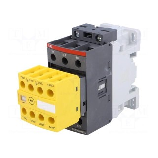 Contactor: 3-pole | NO x3 | Auxiliary contacts: NC x2,NO x2 | 26A