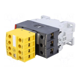 Contactor: 3-pole | NO x3 | Auxiliary contacts: NC x2,NO x2 | 38A