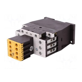 Contactor: 3-pole | NO x3 | Auxiliary contacts: NC x3,NO x2 | 32A