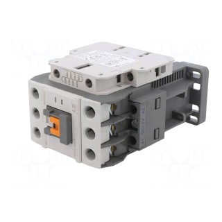 Contactor: 3-pole | NO x3 | Auxiliary contacts: NO + NC | 12VDC | 40A
