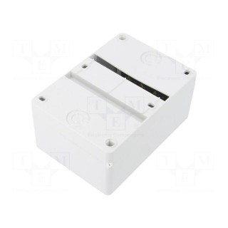 Enclosure: for modular components | IP20 | white | No.of mod: 4 | 400V