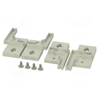 Set of wall holders