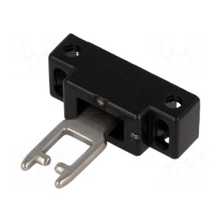 Safety switch accessories: flexible key
