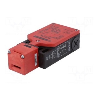 Safety switch: key operated | XCSTA | NC x2 + NO | Features: no key