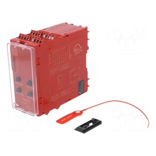 Module: safety relay | Series: PREVENTA XPS Universal | IN: 3 | IP20