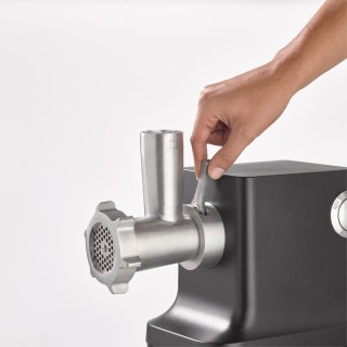 Caso | Meat Grinder | FW 2000 | Black | 2000 W | Number of speeds 2 | Throughput (kg/min) 2.5 | 3 perforated discs
