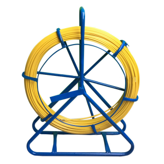 Cable pulling tug on a stand, styk fiber diameter 6.0mm, length 50m