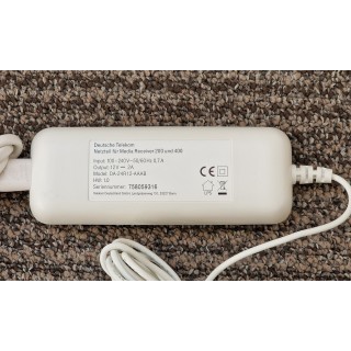 Power supply unit - adapter, 12V, 2A, 24W, DC connector 5.5/2.1-2.5, Desktop white