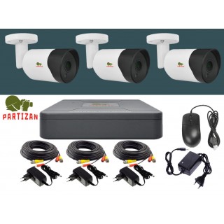 Комплект видеонаблюдения - 3 камеры + видеорегистратор + 3 кабеля + 3 блока