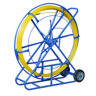 Cable pulling tug on stand with wheels | glass fiber diameter 9.0mm, length 100m